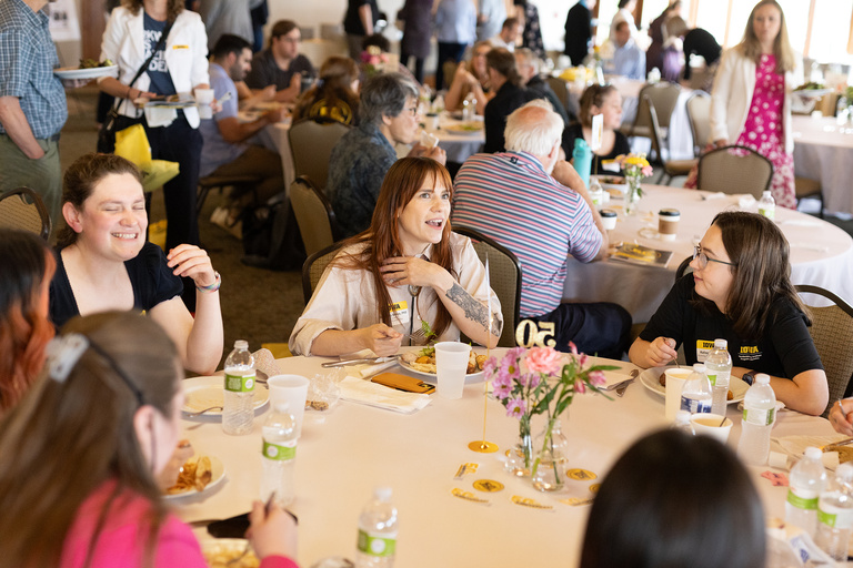 Students talking over lunch