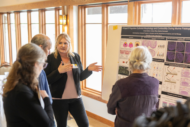 Emily Adelizzi presenting her poster