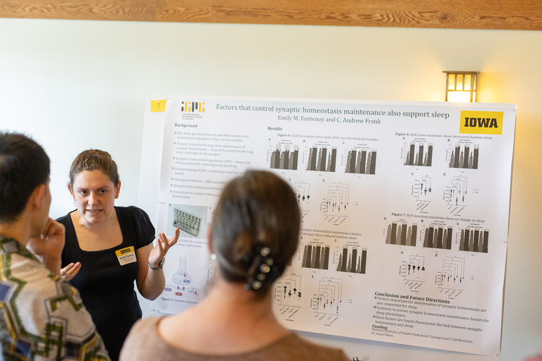 Emily Fontenoy presenting her poster